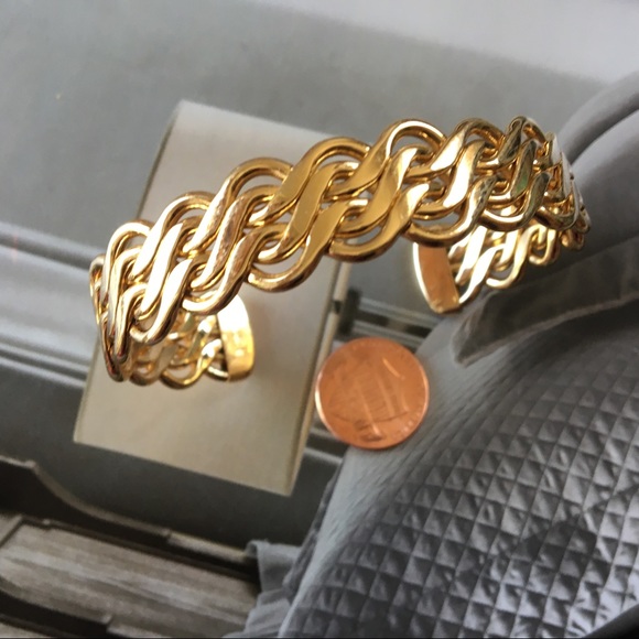 Monet Vintage Gold Bangle Bracelet - Picture 6 of 8